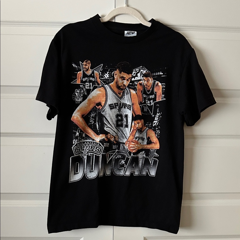 Womens sports graphic t shirt